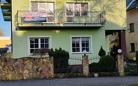 Pokoje w Zielonym Domku